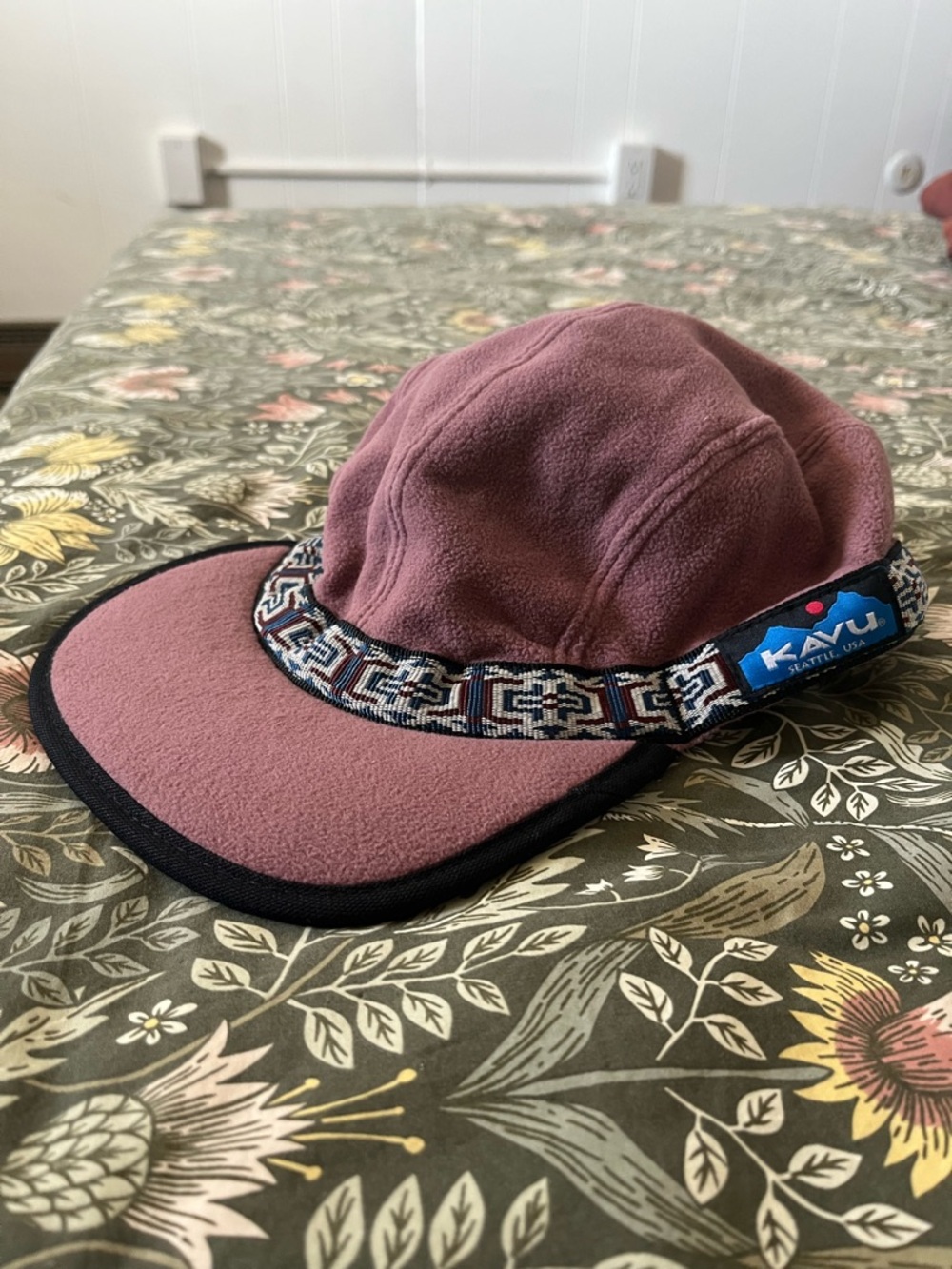 Kavu Fleece Strapcap
